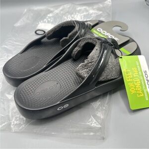 OOFOS OOlala RECOVERY SANDAL Flip Flop Glossy Black -Women’s 11-New